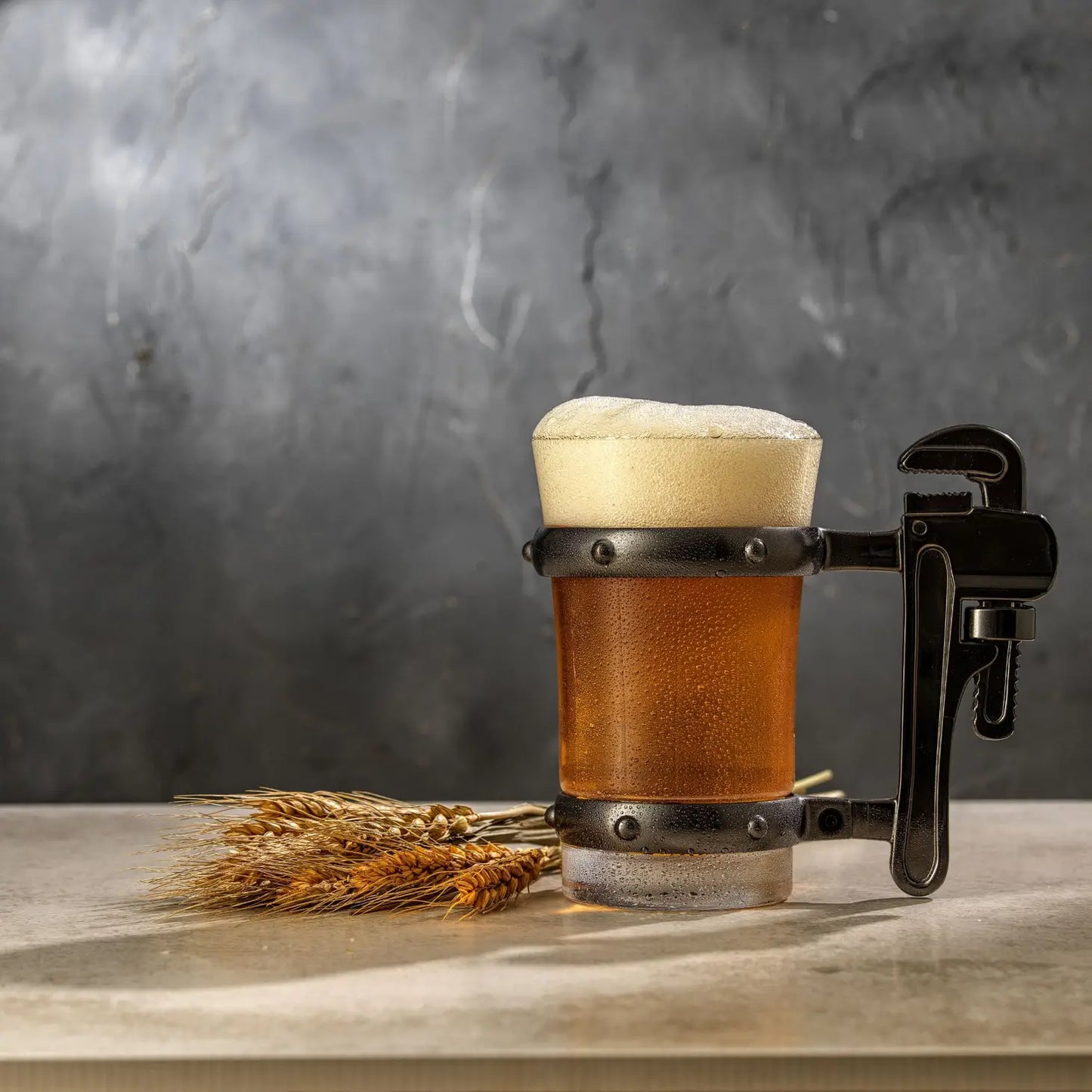 JoyJolt - Pipe Wrench Glass Beer Mug, 17 oz