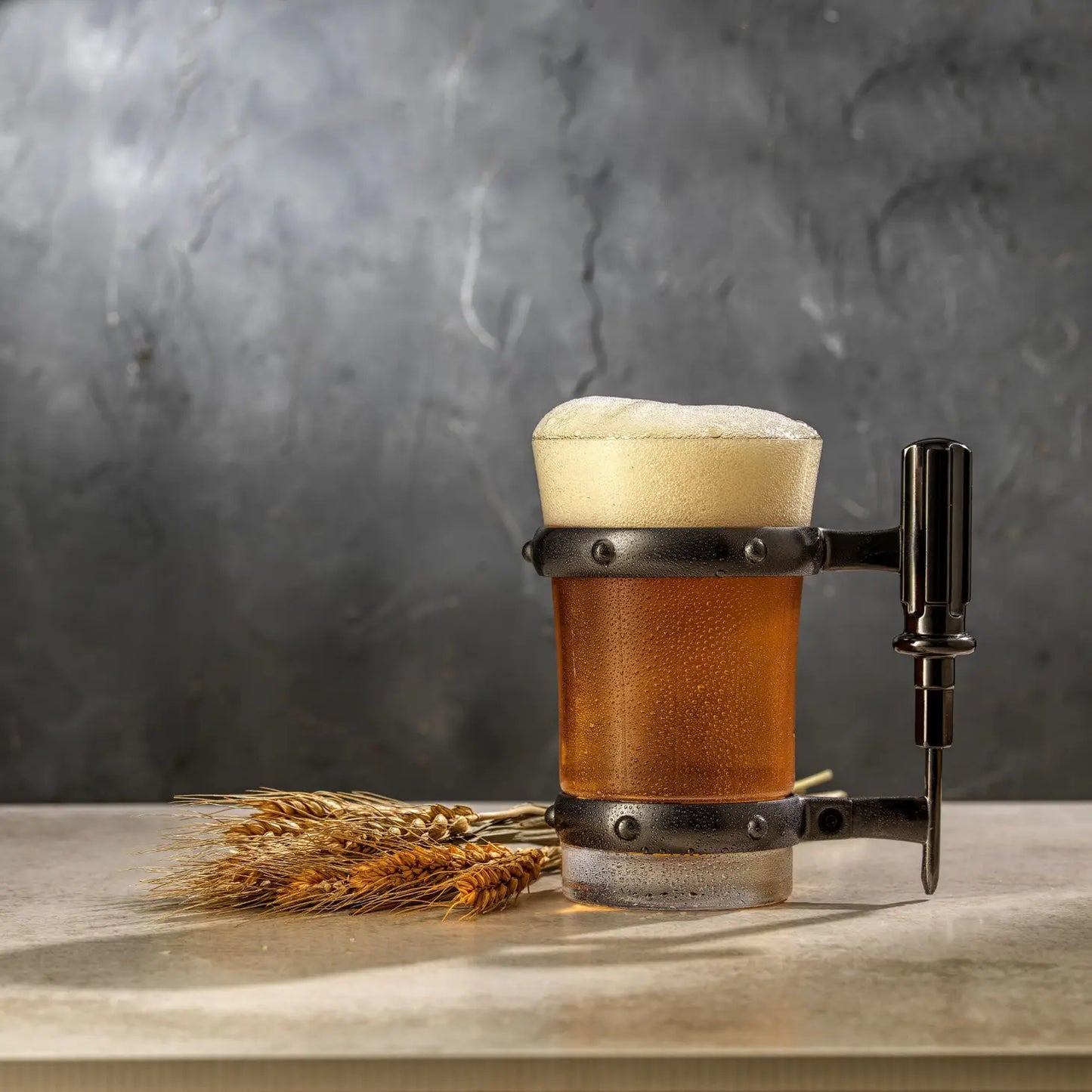 JoyJolt - Screwdriver Glass Beer Mug, 17 oz