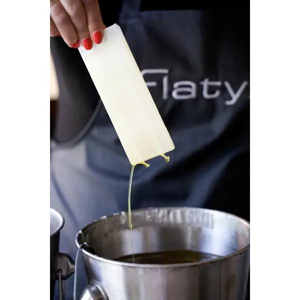 Flatyz Candles - Flat Handmade Candle - Happy Birthday candles